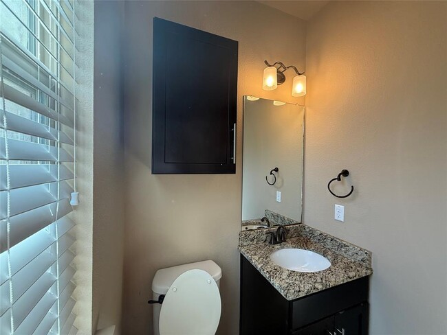 Building Photo - 12504 Piper Ct