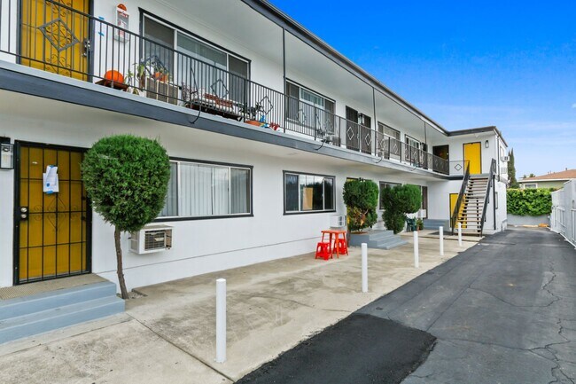 Foto del edificio - 1443 N Ave 47