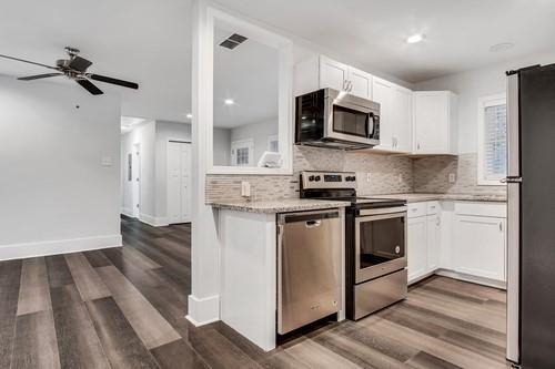 Foto del edificio - 3456 Glensford Dr