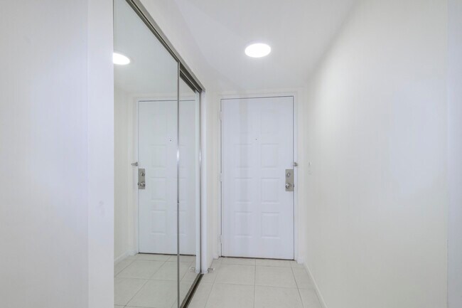Foto del edificio - 955 Egret Cir
