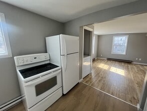 Building Photo - 156 Ludlow St