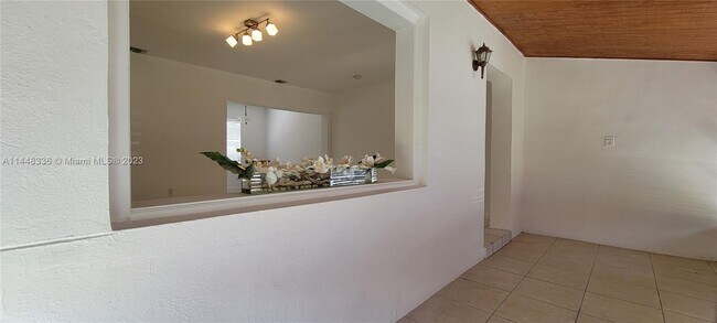 Foto del edificio - 600 SW 44th Ct