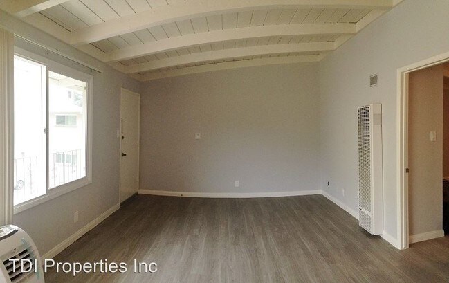 Building Photo - 1218 Armacost Ave