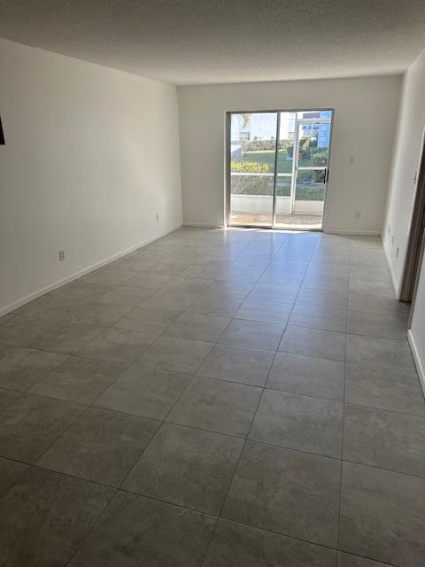 Foto del edificio - 1005 Knox McRae Dr