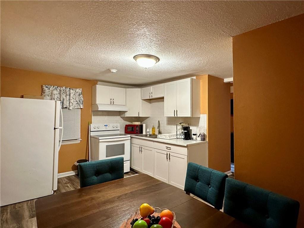 Foto principal - 800 Oakland Beach Ave