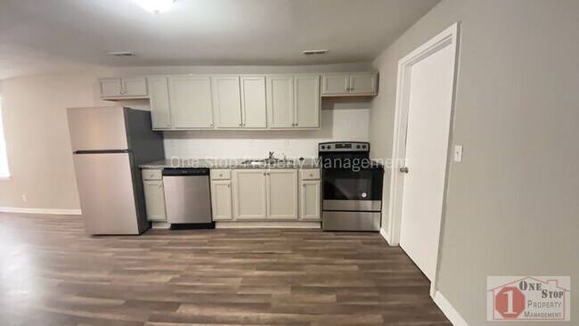 Foto del edificio - 2 Bedroom 1 Bathroom home in Kansas City!