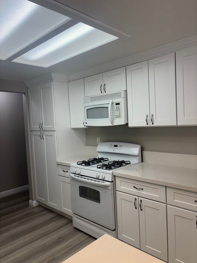 Foto del edificio - 26219 Corona Dr