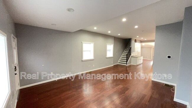 Foto del edificio - 4730 Juniper St