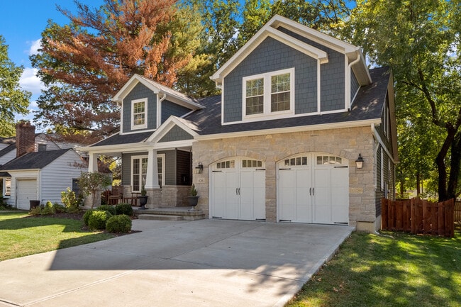 Building Photo - 426 Bogey Ln