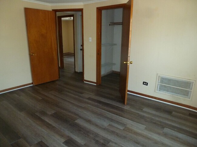 Foto del edificio - 3637 Walden Ave