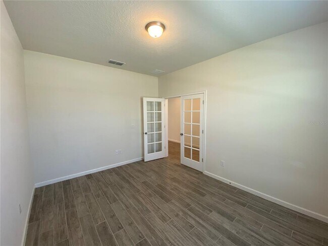 Building Photo - 13003 Satin Lily Dr