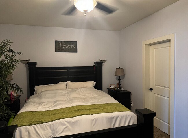Foto del edificio - 3618 Clear Rock Rd