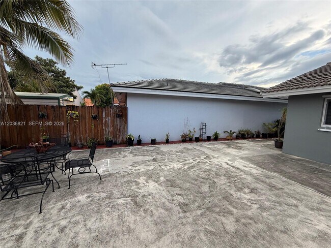 Building Photo - 14770 SW 60th St