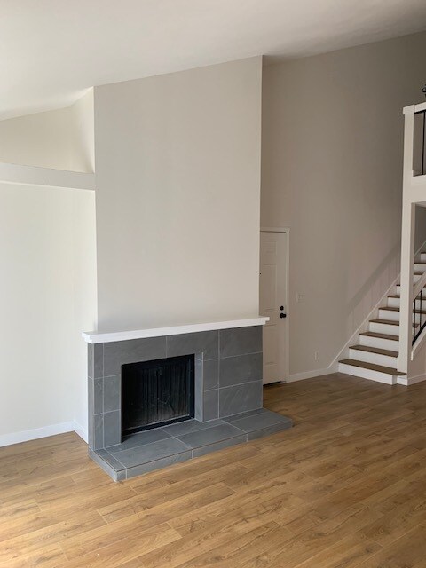 Foto del edificio - 84 Cypress Plz