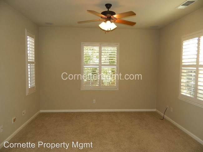Building Photo - 6146 Passiflora Ln