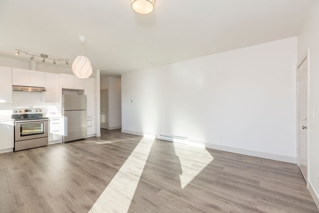 Building Photo - 2800 E Yesler Wy