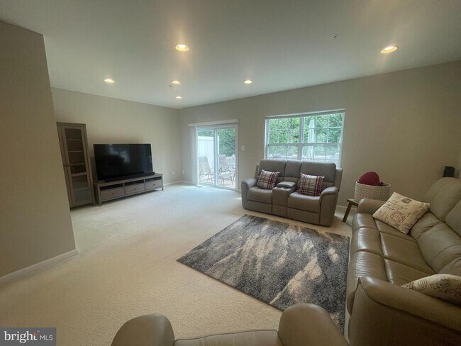 Foto del edificio - 6782 Green Mill Way