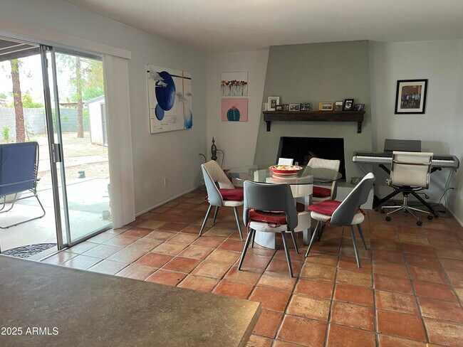 Foto del edificio - 15635 North 21st St