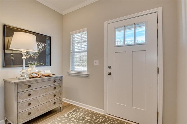 Building Photo - 105 Essence Dr