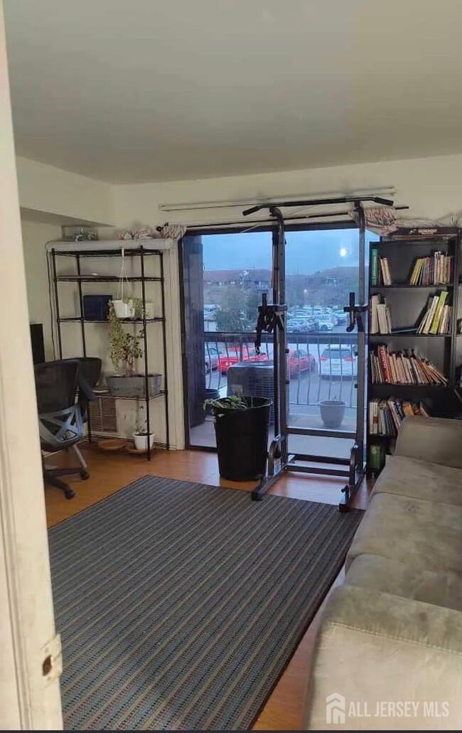 Building Photo - 1713 Raspberry Ct