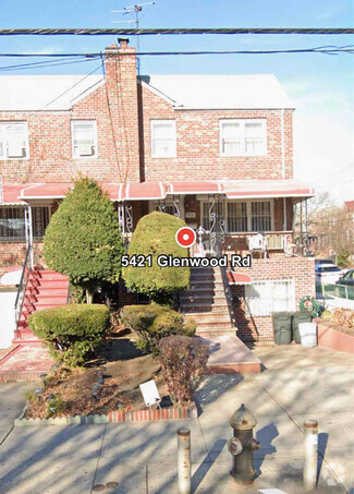 Building Photo - 5421 Glenwood Rd