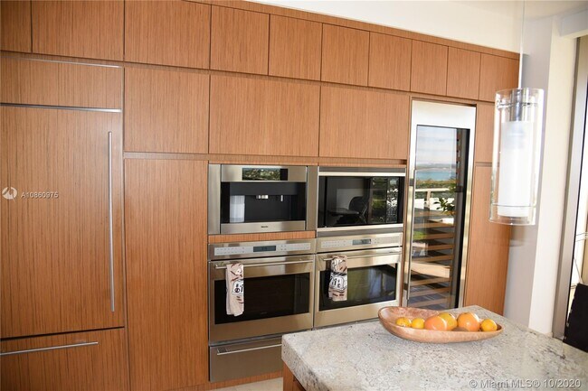 Building Photo - 9701 Collins Ave