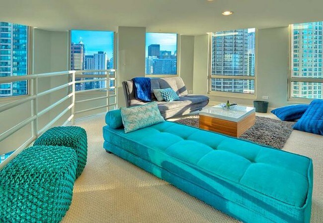 Foto del edificio - 745 N Rush St