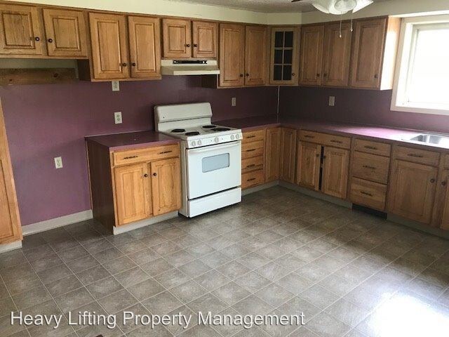 Building Photo - 4 br, 2.5 bath House - 350 Mill Road