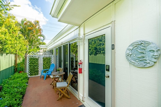 Photo - 3725 S Olive Ave Townhome