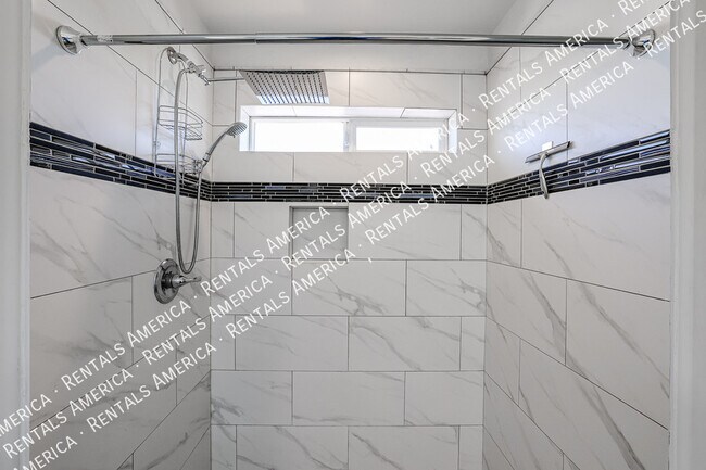 Foto del edificio - 11862 N 79th Dr