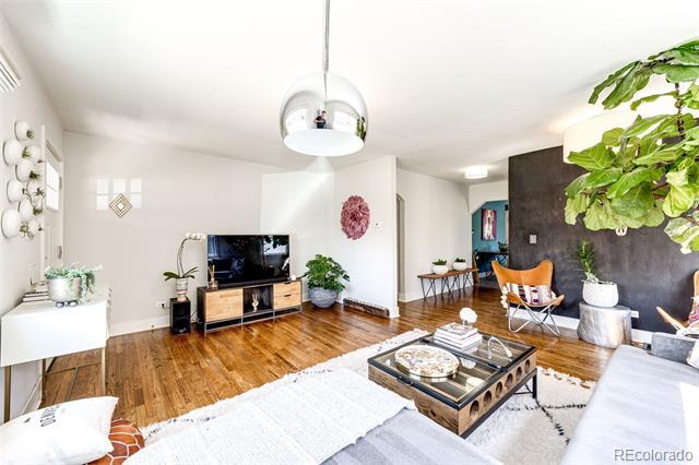 Foto del edificio - 4708 Newton St
