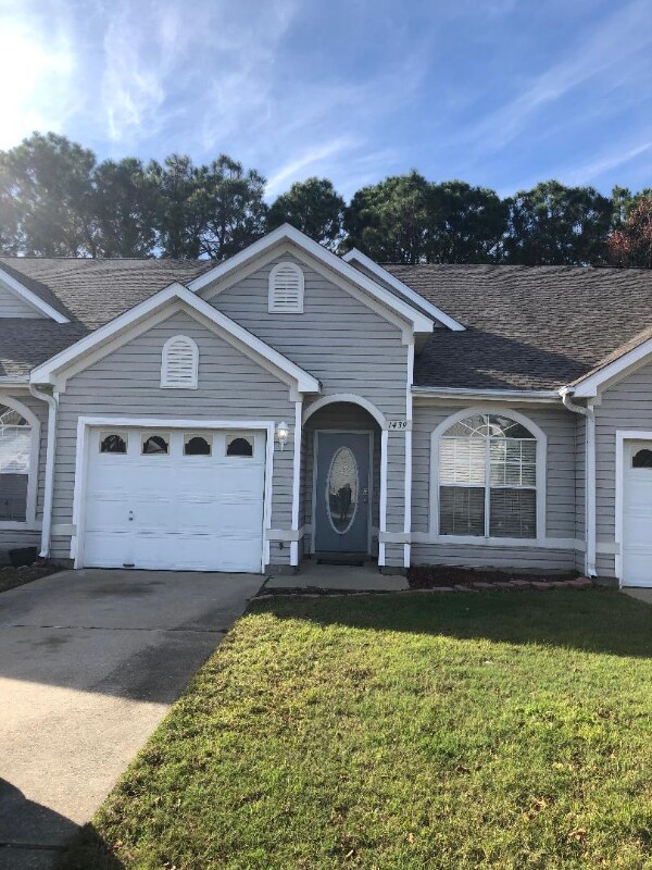 1439 Tiger Lake Dr, Gulf Breeze, FL 32563 House Rental in Gulf Breeze