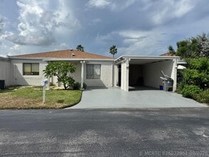 Building Photo - 14858 Wildflower Ln