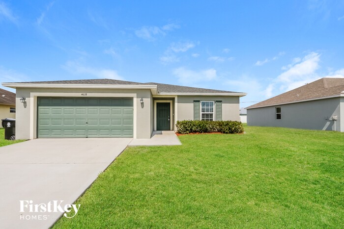 Foto principal - 4618 SW Vahalla St