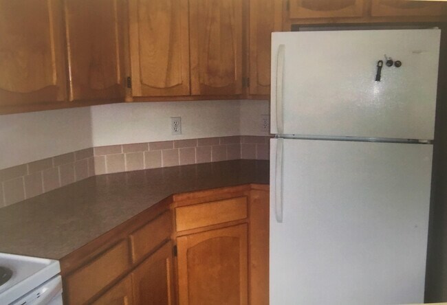 Foto del edificio - 7236 N Parkcrest Ave