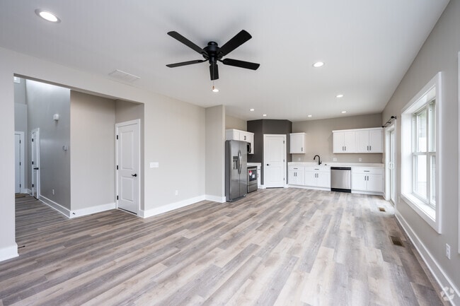 3BR, 2.5BA - 1,646SF : Living Room / Kitchen - West Hamilton Hamlets