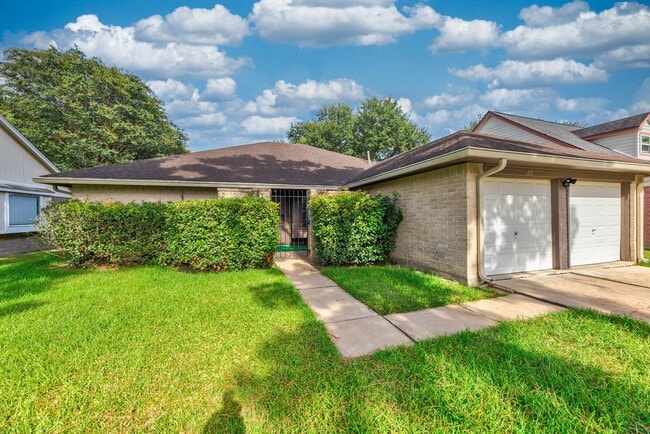Foto del edificio - 6818 Brockington Dr