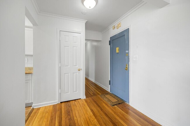 Foto del edificio - 2335 Hudson Terrace