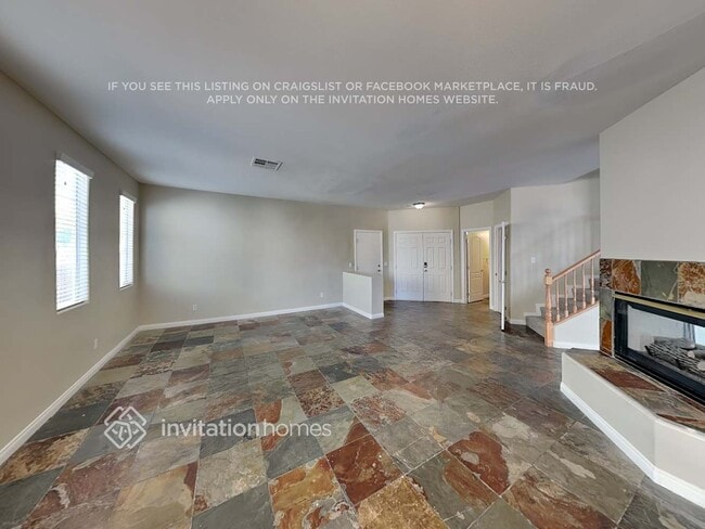 Building Photo - 3872 W Irvin Ave