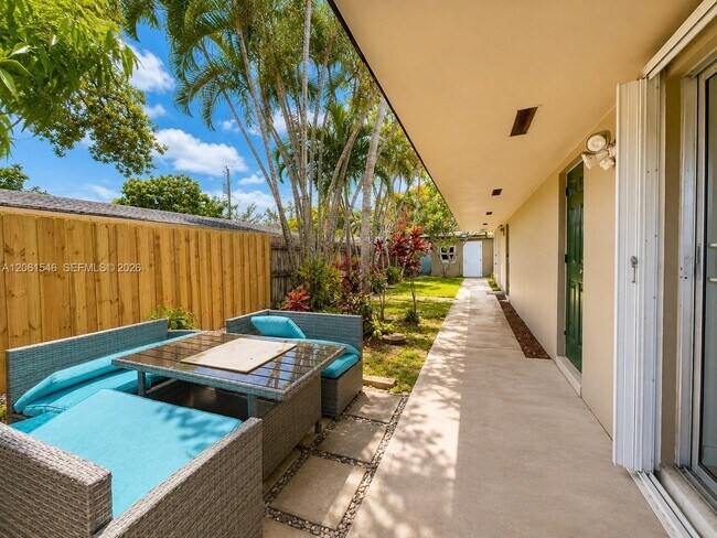Foto del edificio - 2611 SW 13th Ave