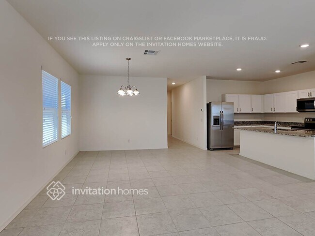 Building Photo - 6333 W Latona Rd