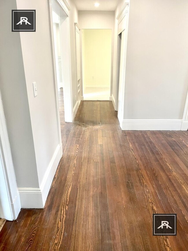 Foto del edificio - 3 bedroom in Brookline MA 02445