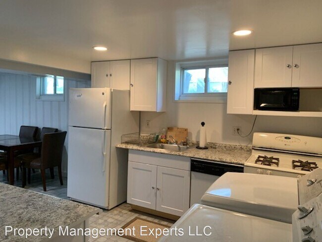 Building Photo - 3225 Nottage Ln