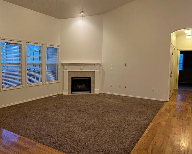 Foto del edificio - 2244 Hickory Wy N
