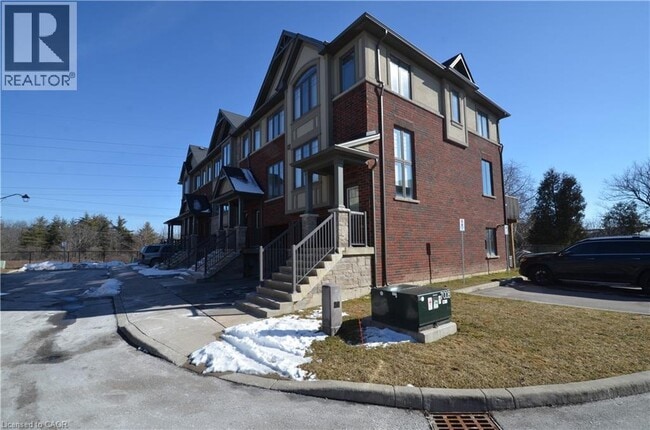 Photo du bâtiment - 1169 Garner Rd E