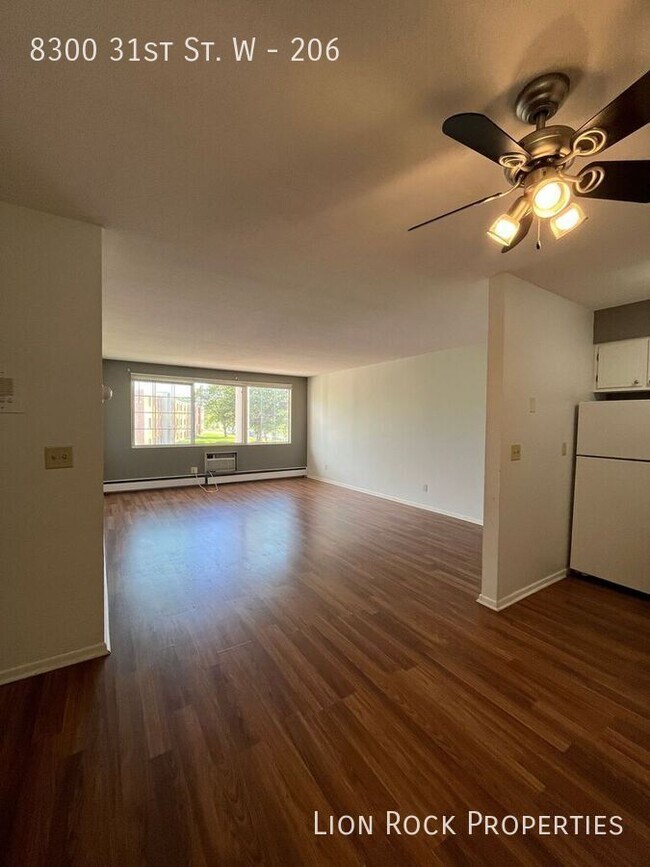 Foto del edificio - 8300 W 31st St
