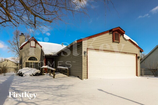 Foto del edificio - 3961 Bonn Dr