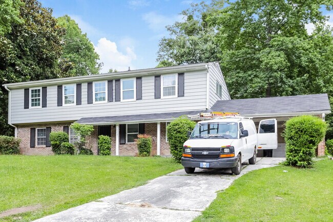 Foto del edificio - 2810 Swansea Ct