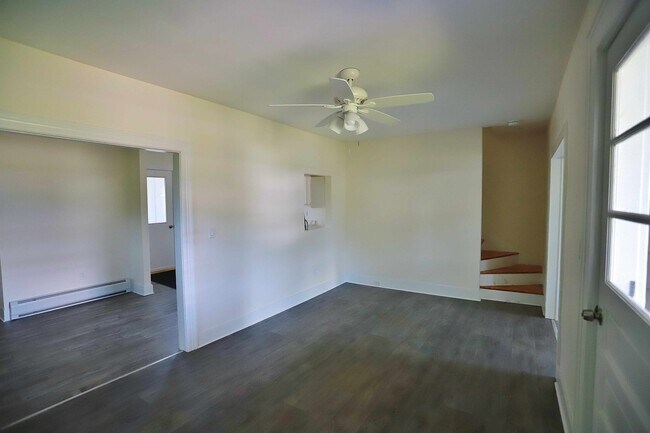 Building Photo - 287 State Rd