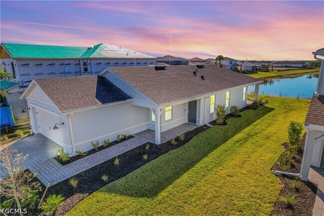 Building Photo - 44148 Kelly Dr